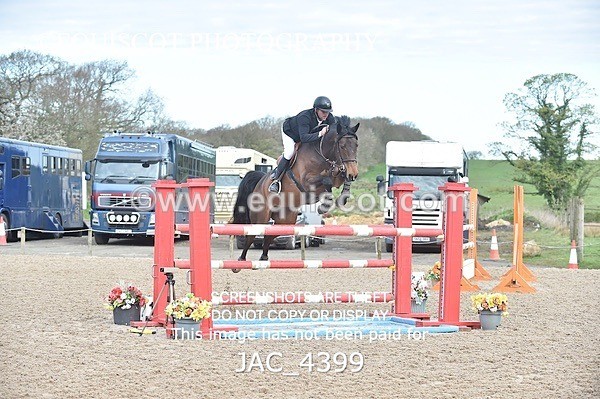 JAC_4399 - CLASS 10 SAT Senior Foxhunter/ 1.20m Open