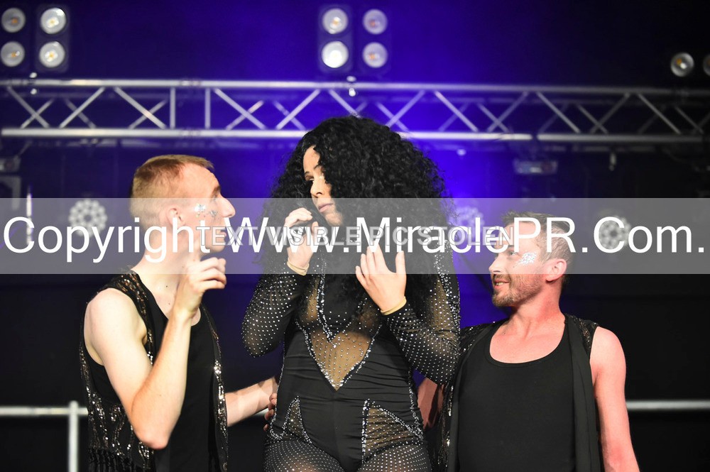 SH4_6901 - The Cher Experience