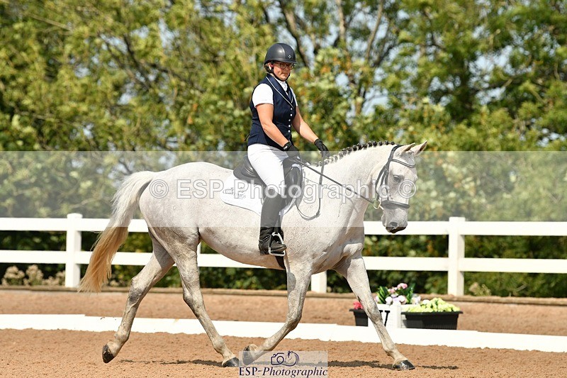 250817-120516-08761 - 099-Essie.BarkerBloody.Nora