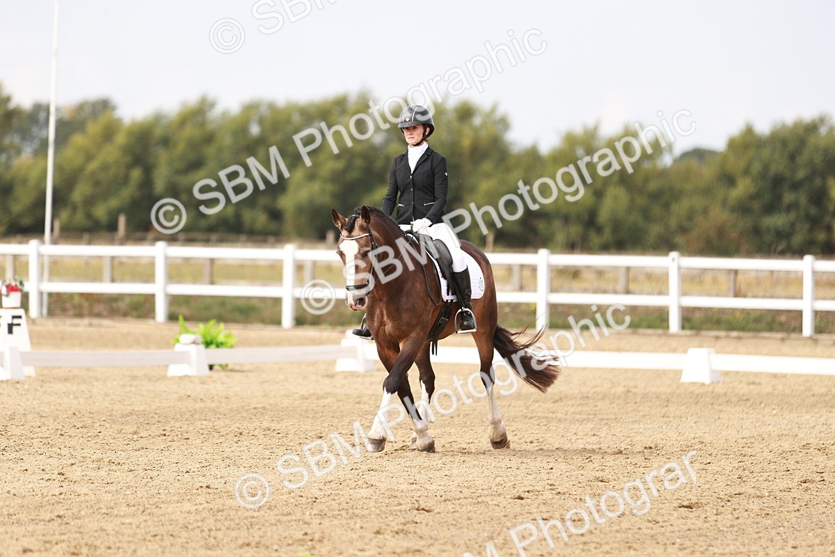 SBM_000900 - Class 1 - Prelim 5 - 10.40-11.36