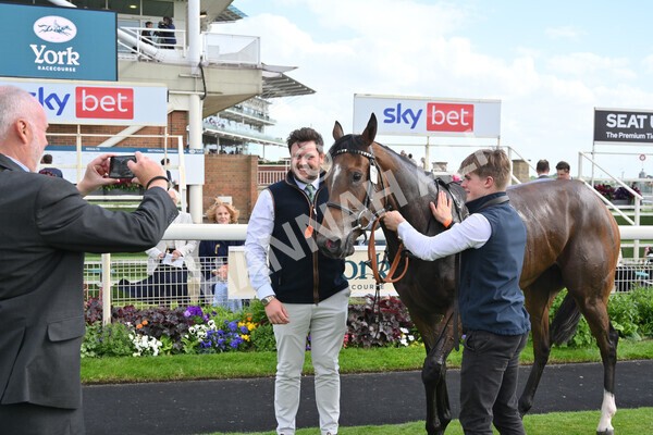 yr10062022r6-42 - Race 6 4.40pm No 1 York by GuestHouse Hotels British EBF Novice Fillies Stakes