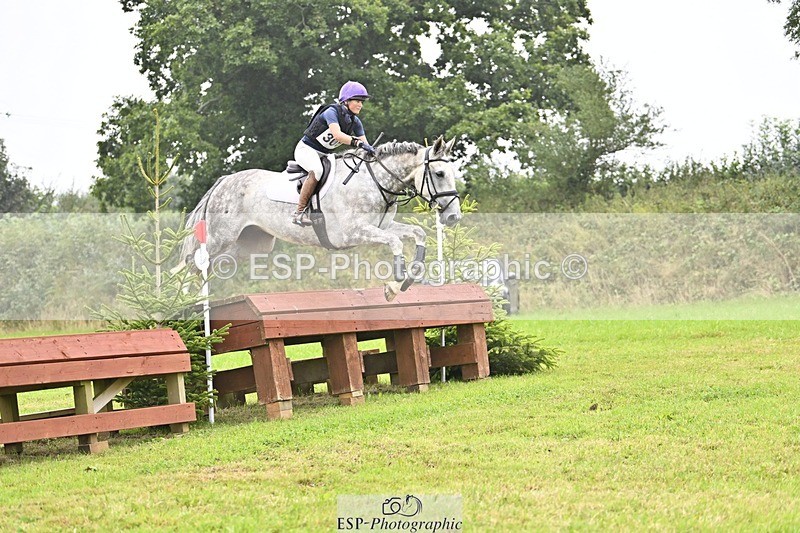 240901A-111147-05712 - 305-Charlotte.Billson-KILLYCLOGHAN.MR.MOONSHINE