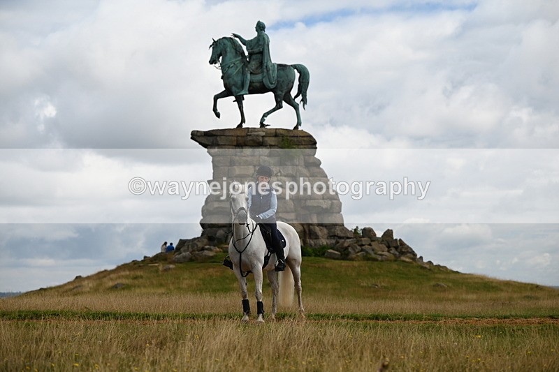 DSC_4137 - Time at Statue 09:50 to 11:09
