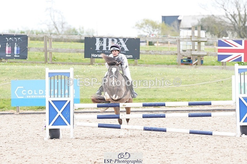 250414-131344-00873 - 80cm Round 2