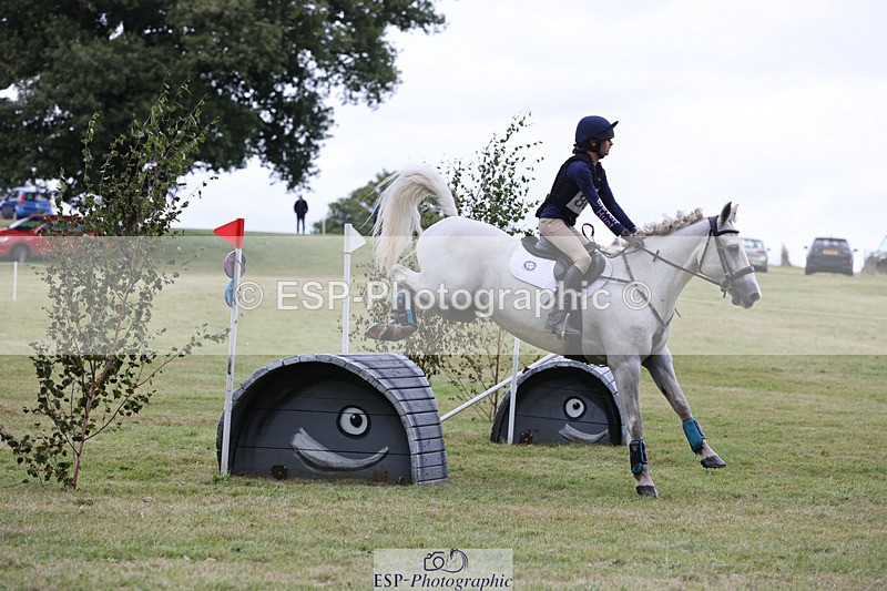 240825X-142235-34645 - 80cm XC 14.30 to 15.30