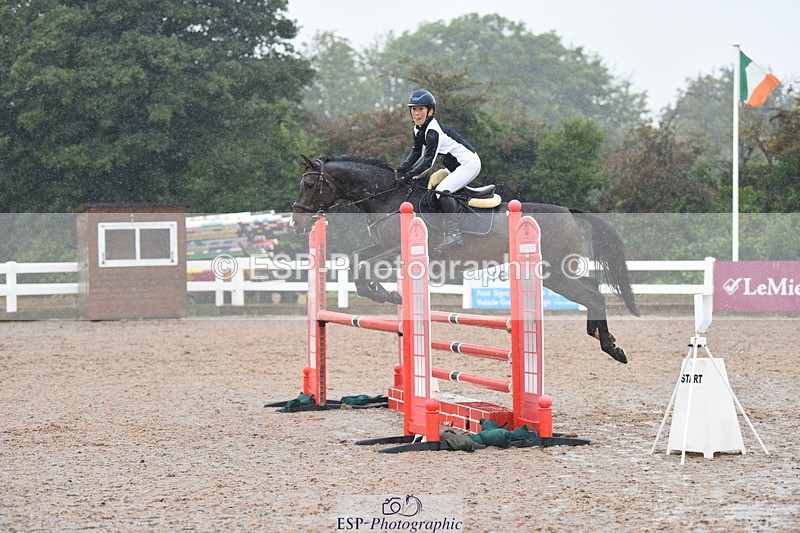230917A-110916-06431 - Cls 33 British Novice & 90cm Open