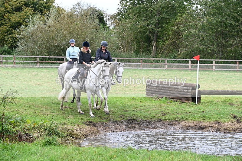 WJ6_6744 - Time at Photographer 13:06 to 13:23