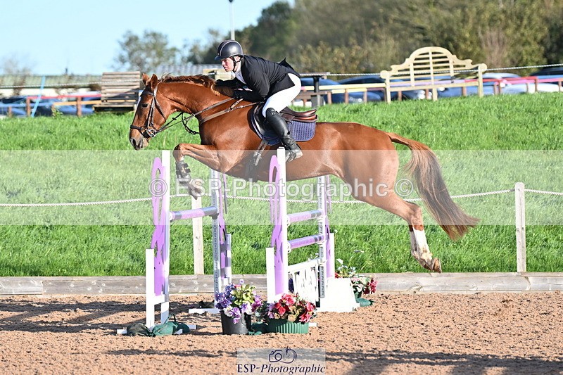 231015A-093219-06976 - Cls 28 Newcomers & 1.10m Open