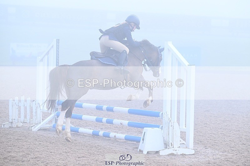 251115-094139-00343 - Cls 19 Clear Round 40cm