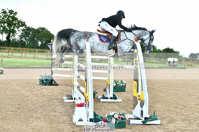 230723A-095033-10675 - Cls 4, 2 Star Small 1.30m