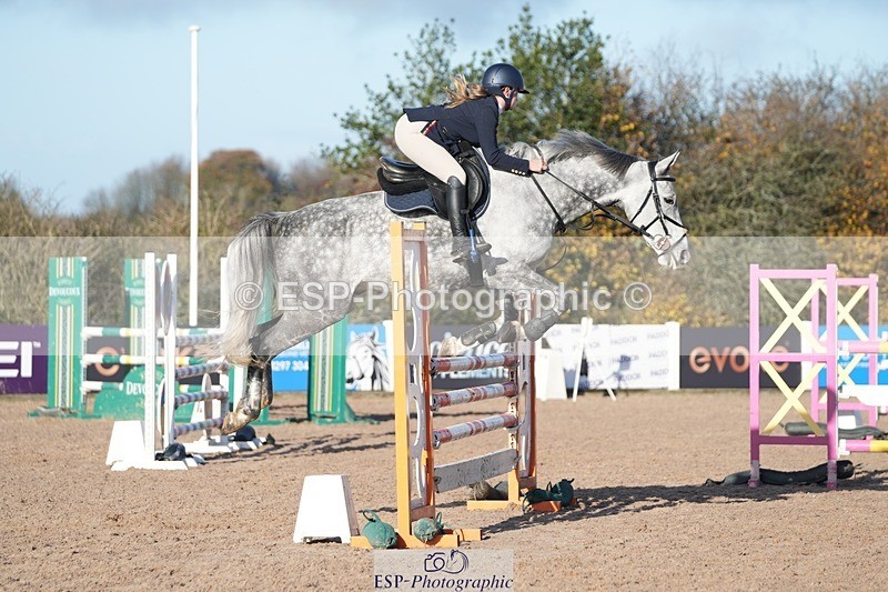 251108-101114-02063 - Cls 11 Snr 1.05m Open