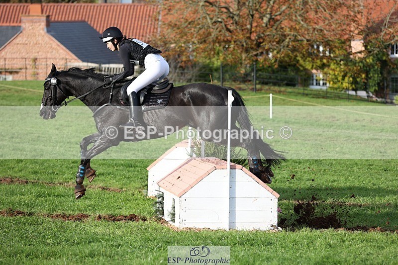 231021-161831-20595 - 563-SOUTHPAW-Kaia.Land-SC+XC