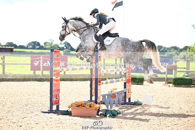 240913A-123221-04378 - Cls 15 Snr Foxhunter