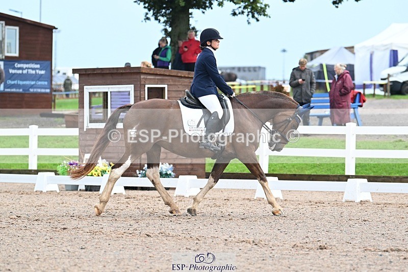 250907-105941-07081 - 017-Natalie.RosewarnePenpont.Fancy.That