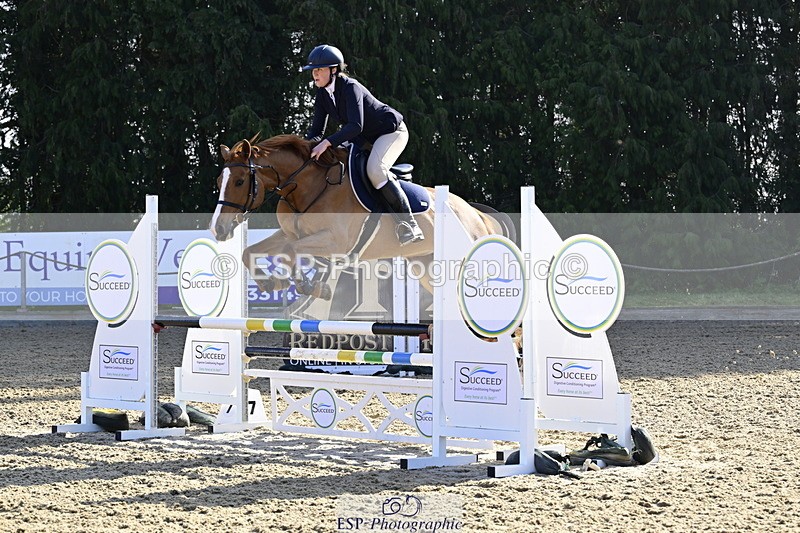 260322A-093524-01305 - 8 British Novice 90cm Open