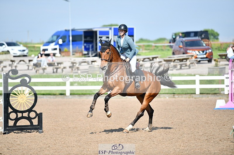 240512A-163653-19830 - Cls 44 1.05m National Am Quali