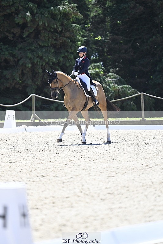 250522A-120024-03323 - B-321-Laura.Collett-BALANCERO