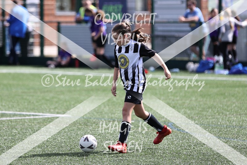 1DX30906 - Sat 13th U9 Girls