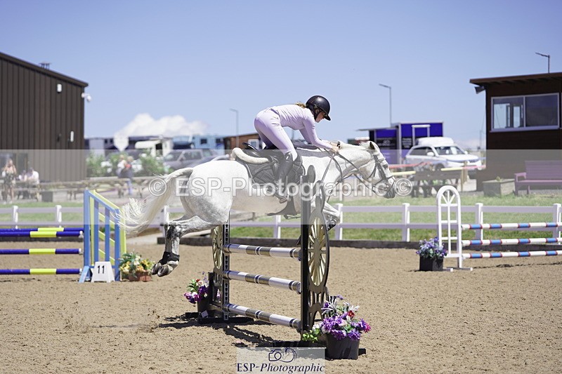 230624A-130518-01486 - Cls 24 Pony Discovery & 90cm Open