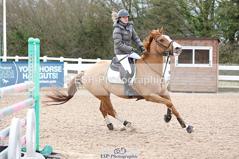 240223A-140110-01776 - Cls 5 Newcomers and 1.10m Open