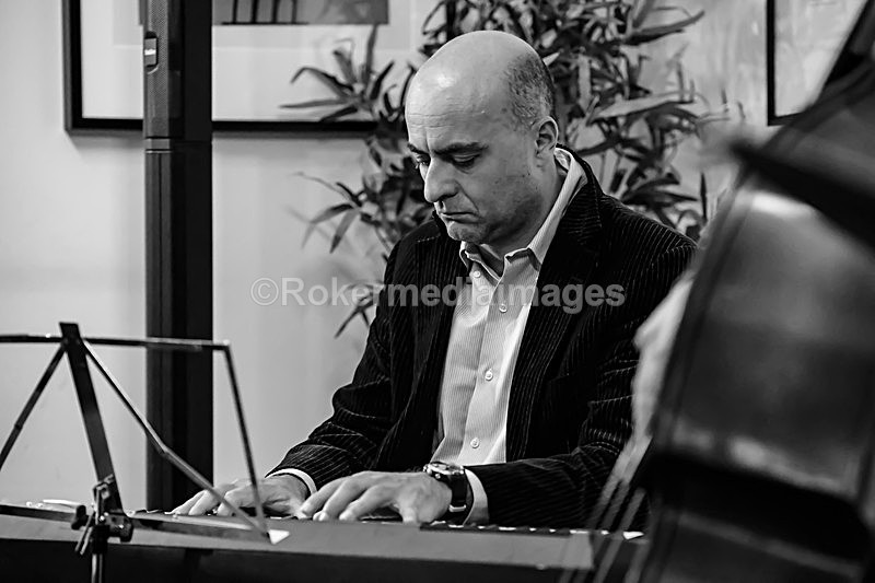  - BEN THOMAS & DAVIDE LOGIRI TRIO