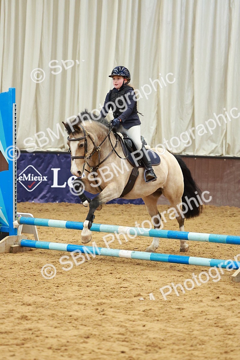 SBM_002160 - Class 3 - Horse & Hound (60cm)