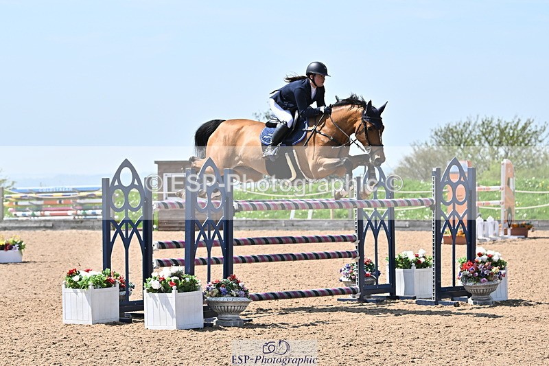 240509A-130138-01933 - Cls 10 National 1.30m Open