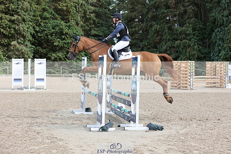 250803A-161311-17364 - R-805-Alana.Lundy-FOREVER.AUTUMN.DS