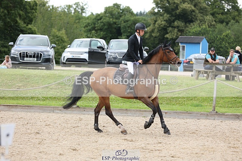 240711-160225-29249 - Cls 124 Foxhunter