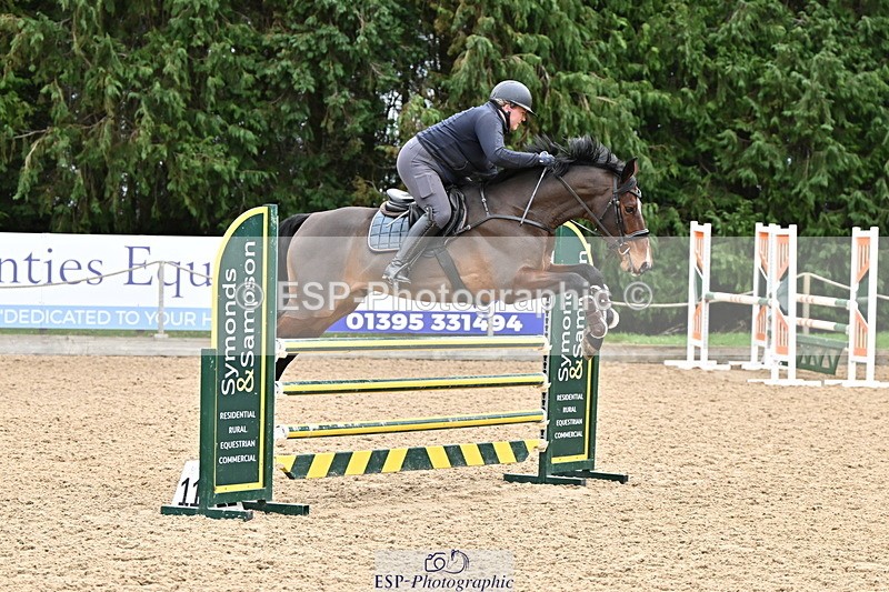 250201A-115241-00533 - Cls 02 Local Horse 100cm