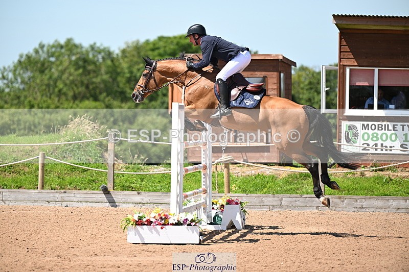 240718A-121511-05014 - Cls 1, 3 Star Small Tour 1.35m