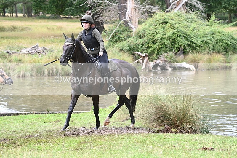 WJ7_4065 - Time at Water 12:52 to 13:22