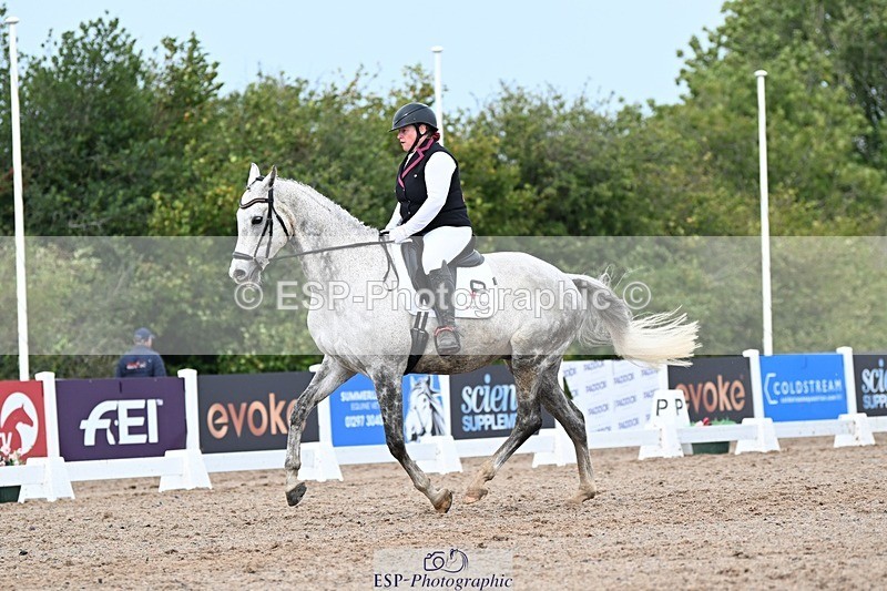 250907-130948-10001 - 071-Emma.ChapmanRoyal.Achiever