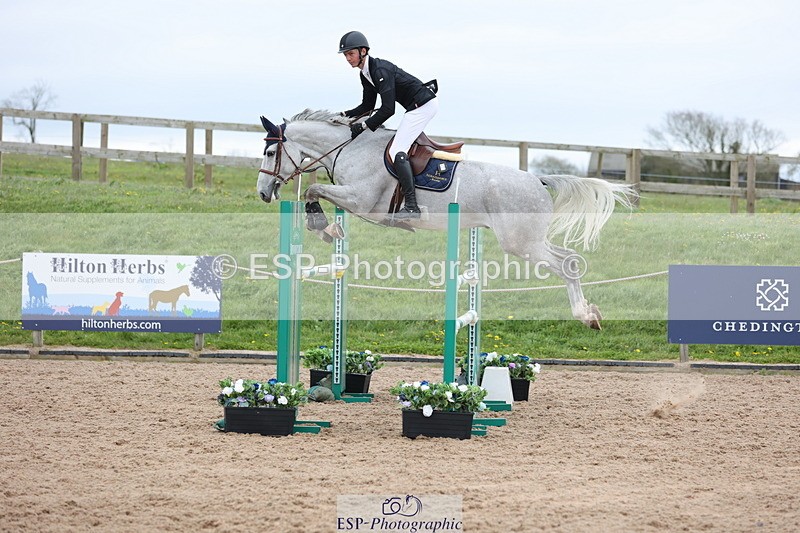 240419A-110415-06301 - Cls 2, 2 Star Small Tour 1.30m