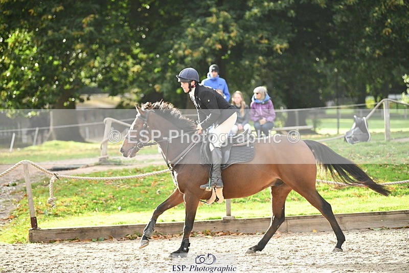 251004A-165322-02274 - Classes 10 & 11 80cm