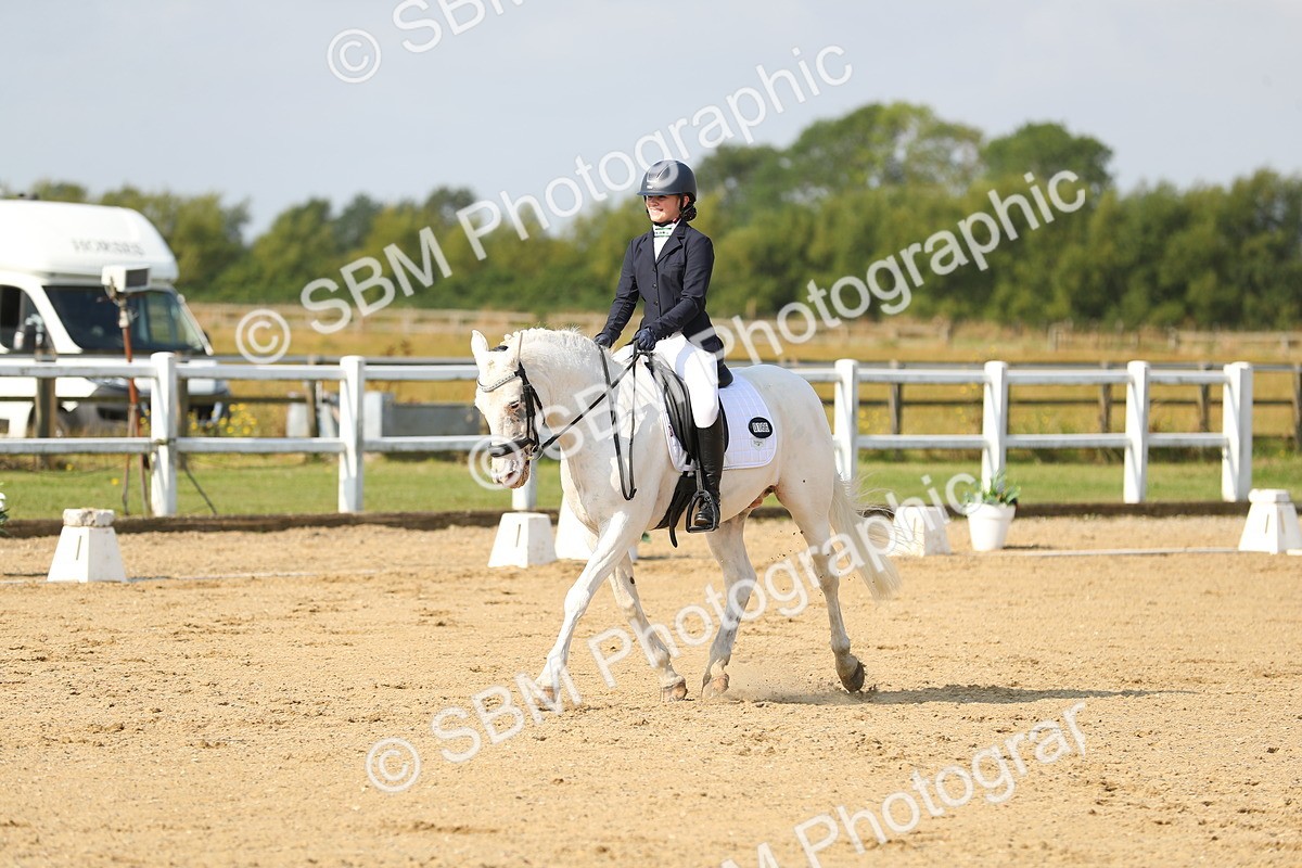 SBM_015580 - Class 13 - Novice 23 - 9.54-11.04