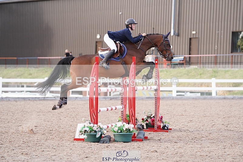250627-200952-00593 - Cls 10+11 Children on Horses
