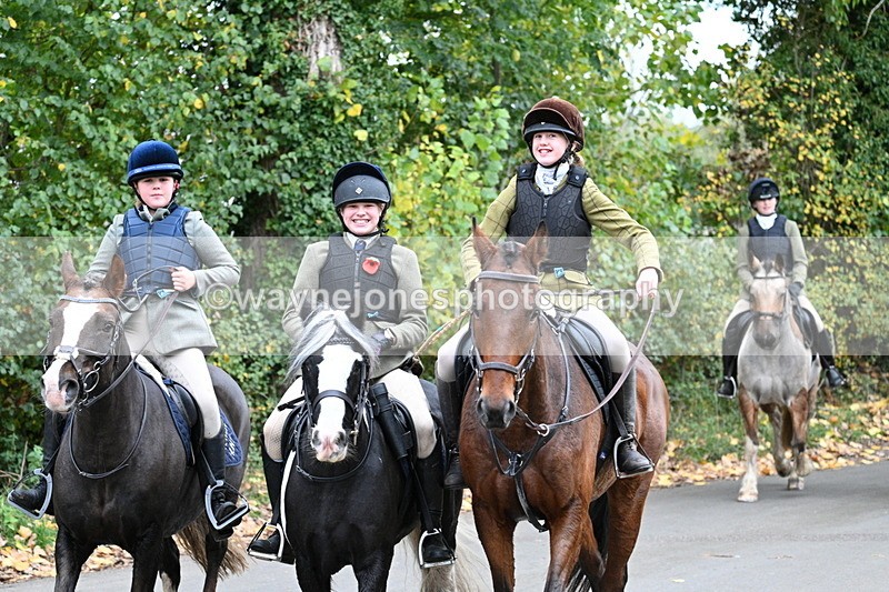 WJ7_7360 - Walk Home..