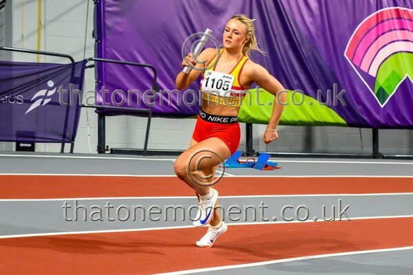 CombiMast25-915875 - Track Female Set Two