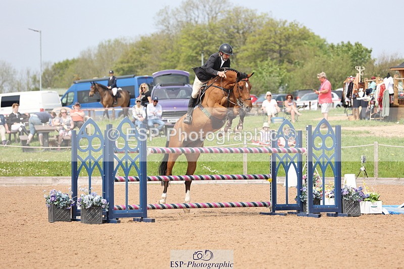 240511A-143903-14378 - Cls 36 National 1.30m Open