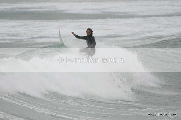 SU 110509-2 - Surf May 09