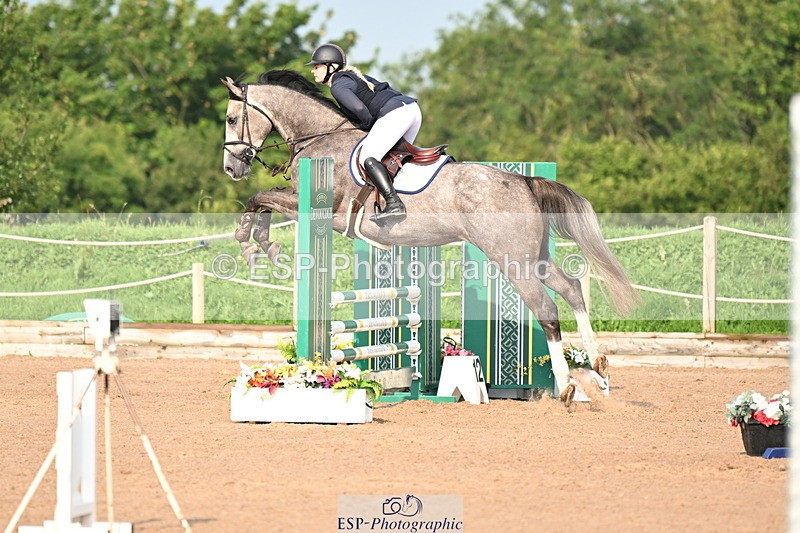 240801A-084240-00834 - Cls 1 British Novice and 90cm Open