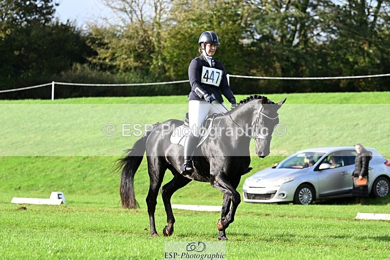 241025-100904-05970 - 447-Annastasia.Cross-KENNDALE