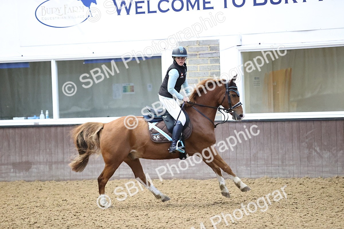 SBM_002373 - Class 8 - Clear Round 80cm