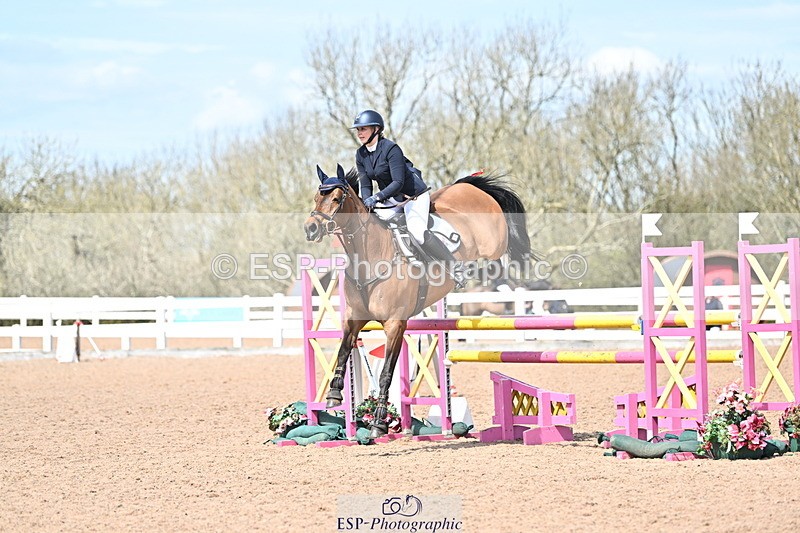 240418A-135006-03612 - Cls 13, 1 Star Bronze Tour 1.10m