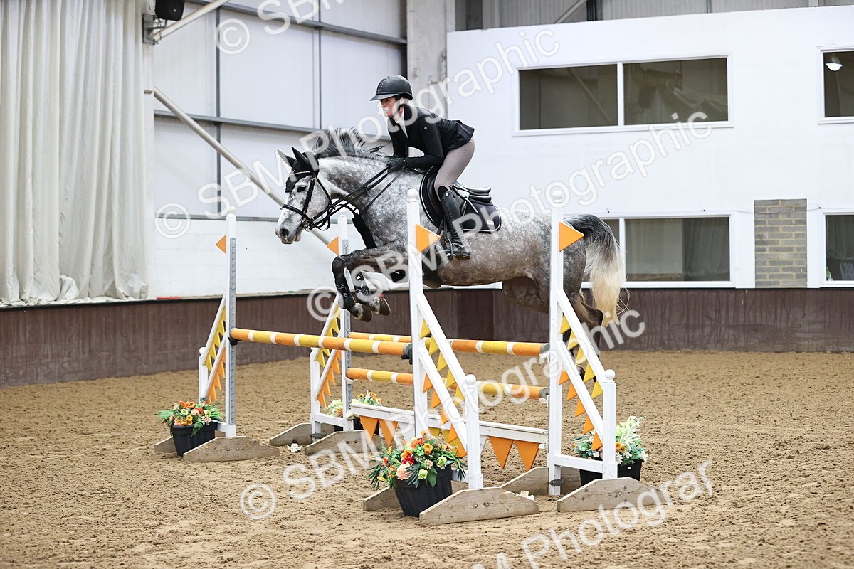 SBM_005997 - Class 16 - Senior Newcomers - 1.10m Open