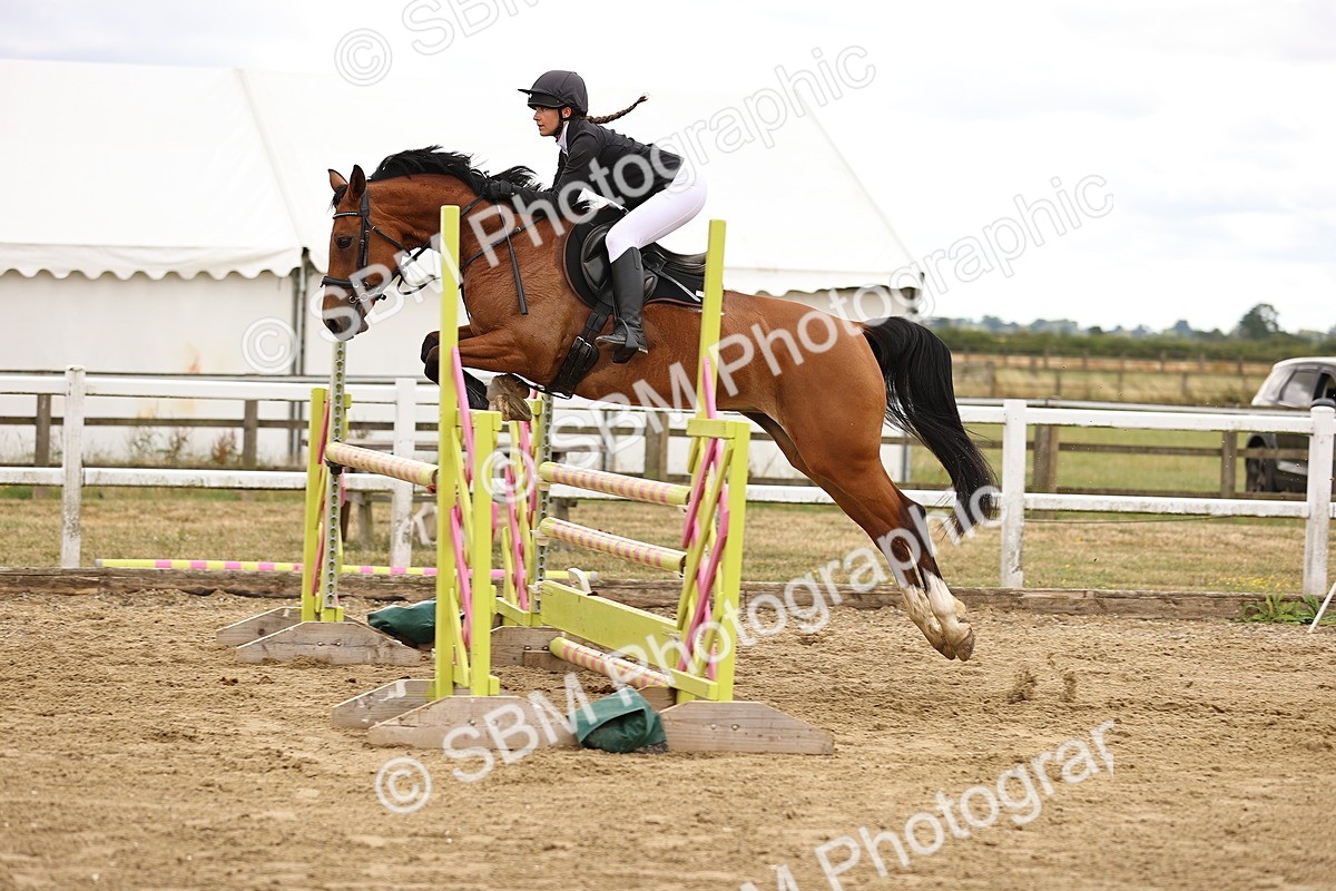 SBM_026909 - Class 13 - Senior Newcomers - 1.10m