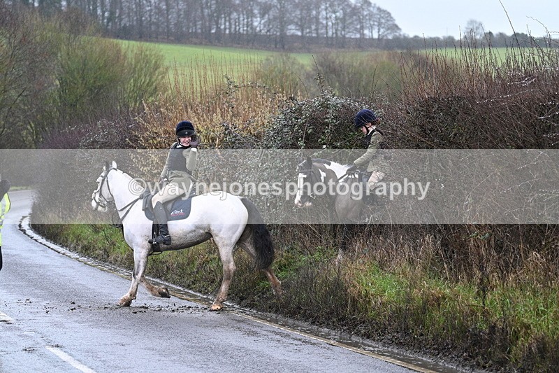 WJ7_7091 - Crossing A Camera