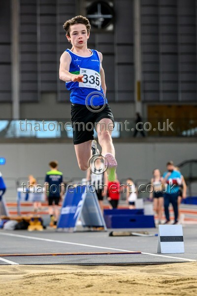 AgeInd25SAT-910965 - Field Male