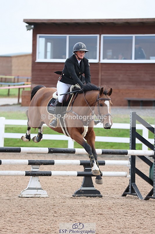 241101A-083621-00317 - FRI Cls 2 British Novice and 90cm Open